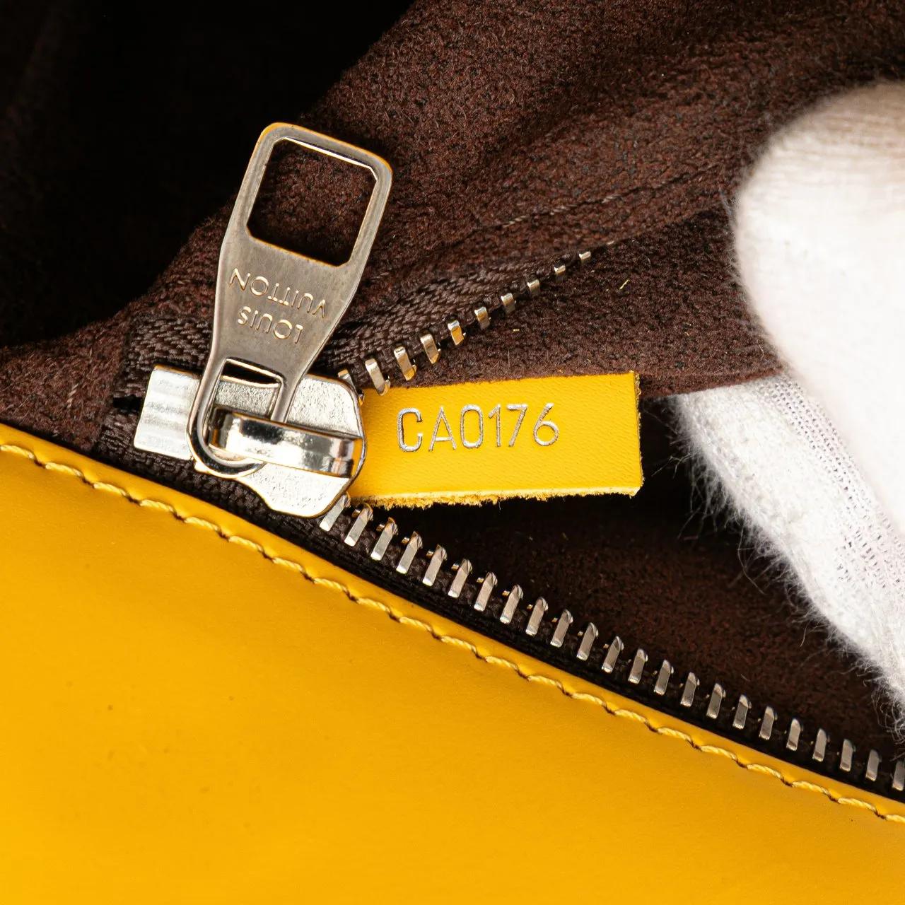 Thumbnail - Louis Vuitton Hobo Bags - Epi Phenix PM - Gr. unisize - in Gelb - für Damen