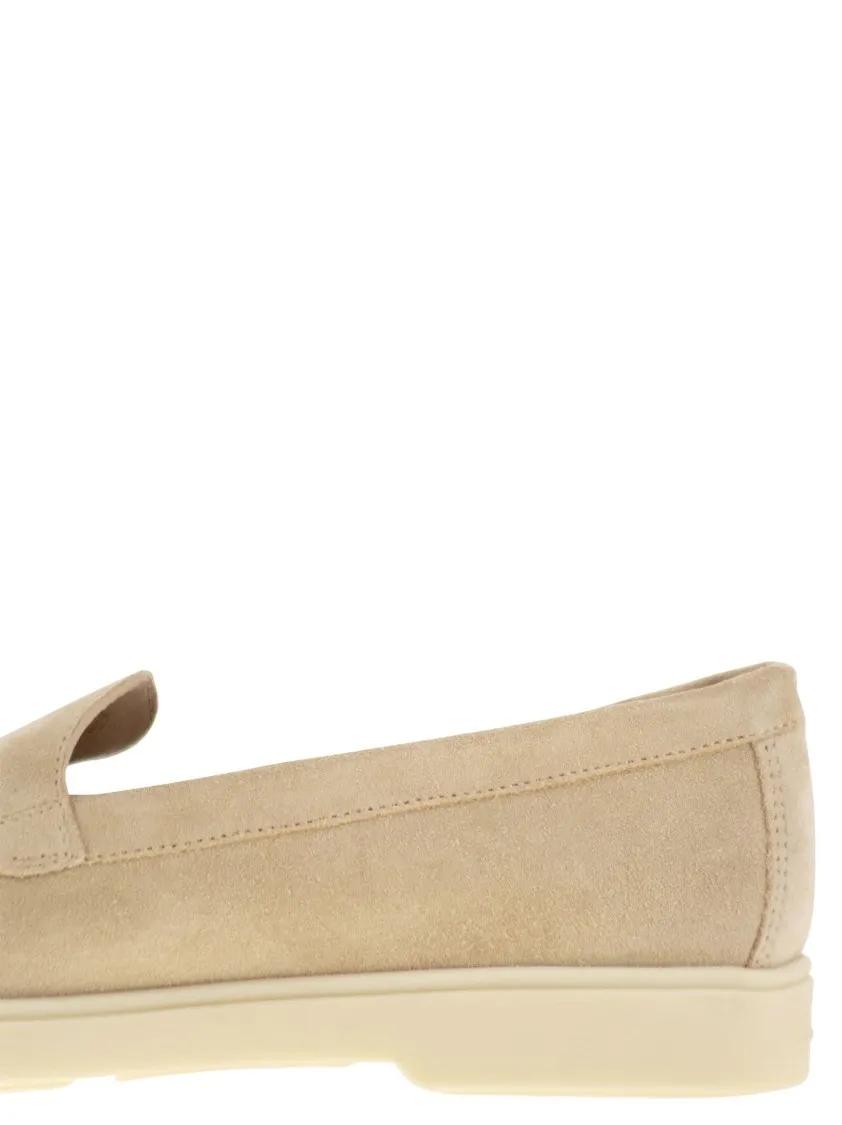 Thumbnail - Nubuck Moccasin With Embossed Logo - Gr. 38,5 (EU) - in Beige
