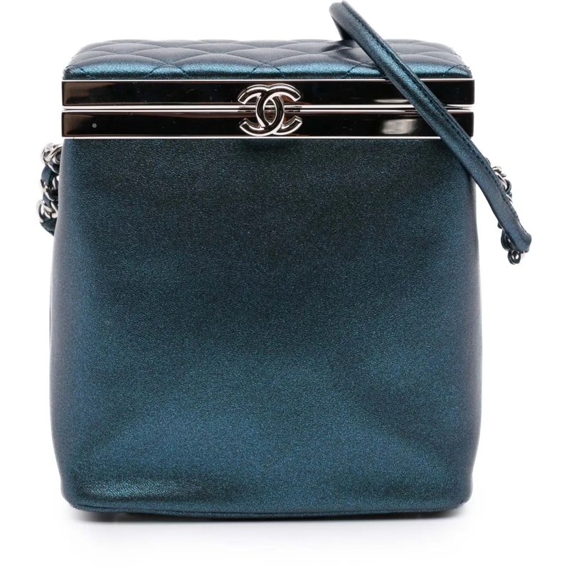 Chanel Nécessaire CC Metallic Calfskin Vanity Case blau