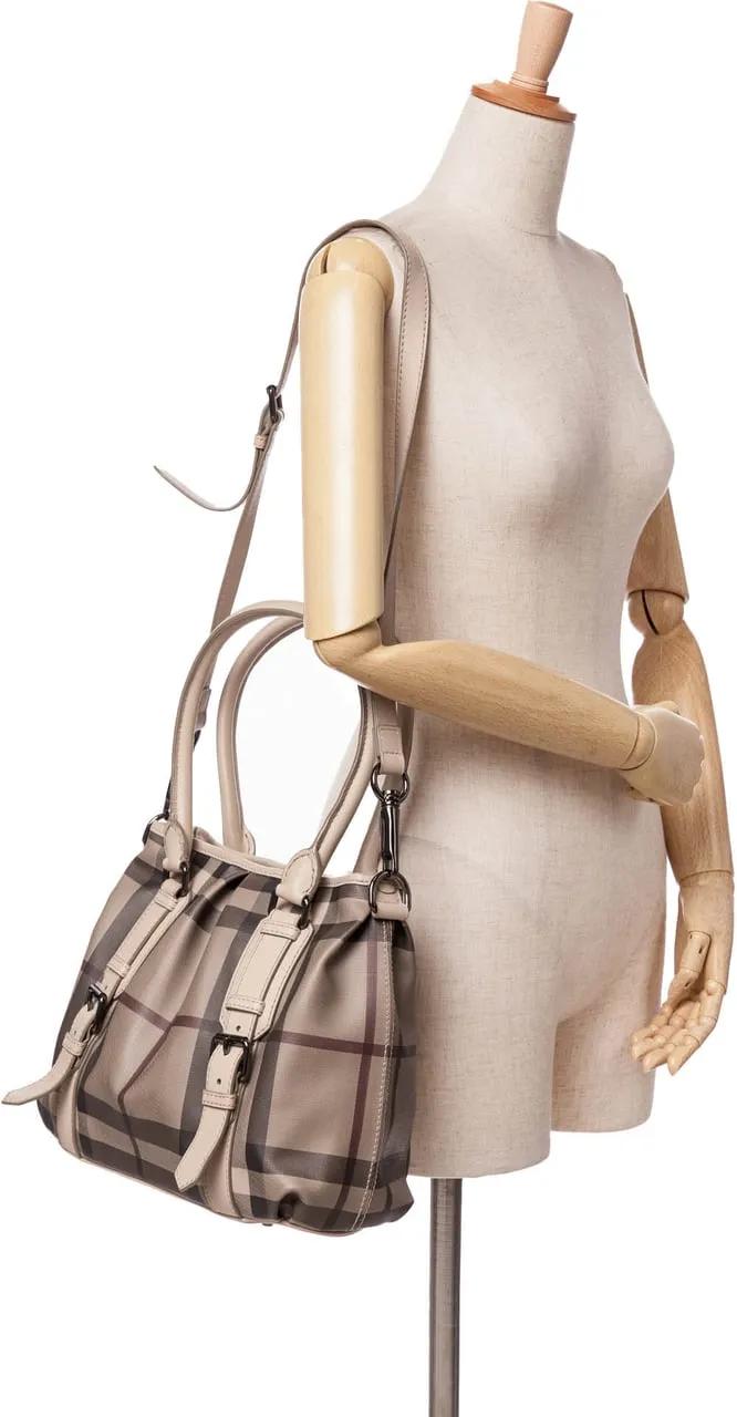 Thumbnail - Burberry Hobo Bags - 2000-2017 Smoke Check Coated Canvas Northfield Sat - Gr. unisize - in Braun - für Damen