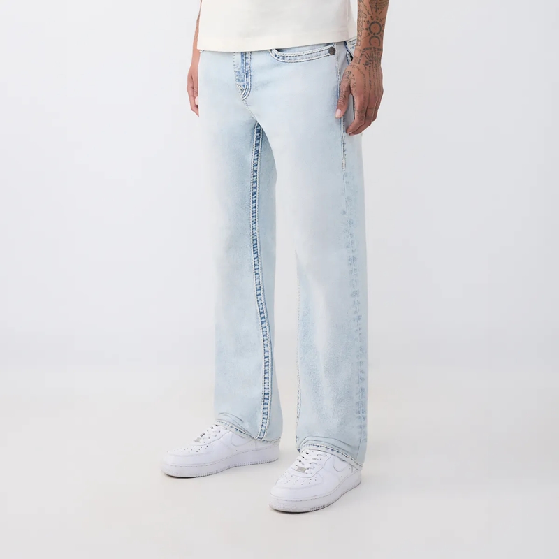 True Religion Jeans - Modell: Ricky- Länger 34- Entspannte Passform hell-blau(Image 3)