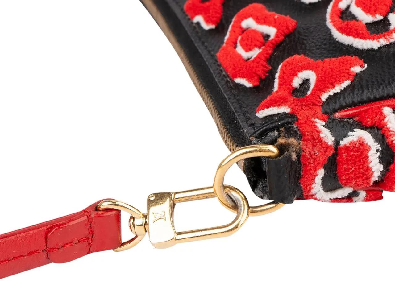 Thumbnail - Louis Vuitton Crossbody Bags - Louis Vuitton X Urs Fischer Limited Edition Pochet - Gr. unisize - in Rot - für Damen