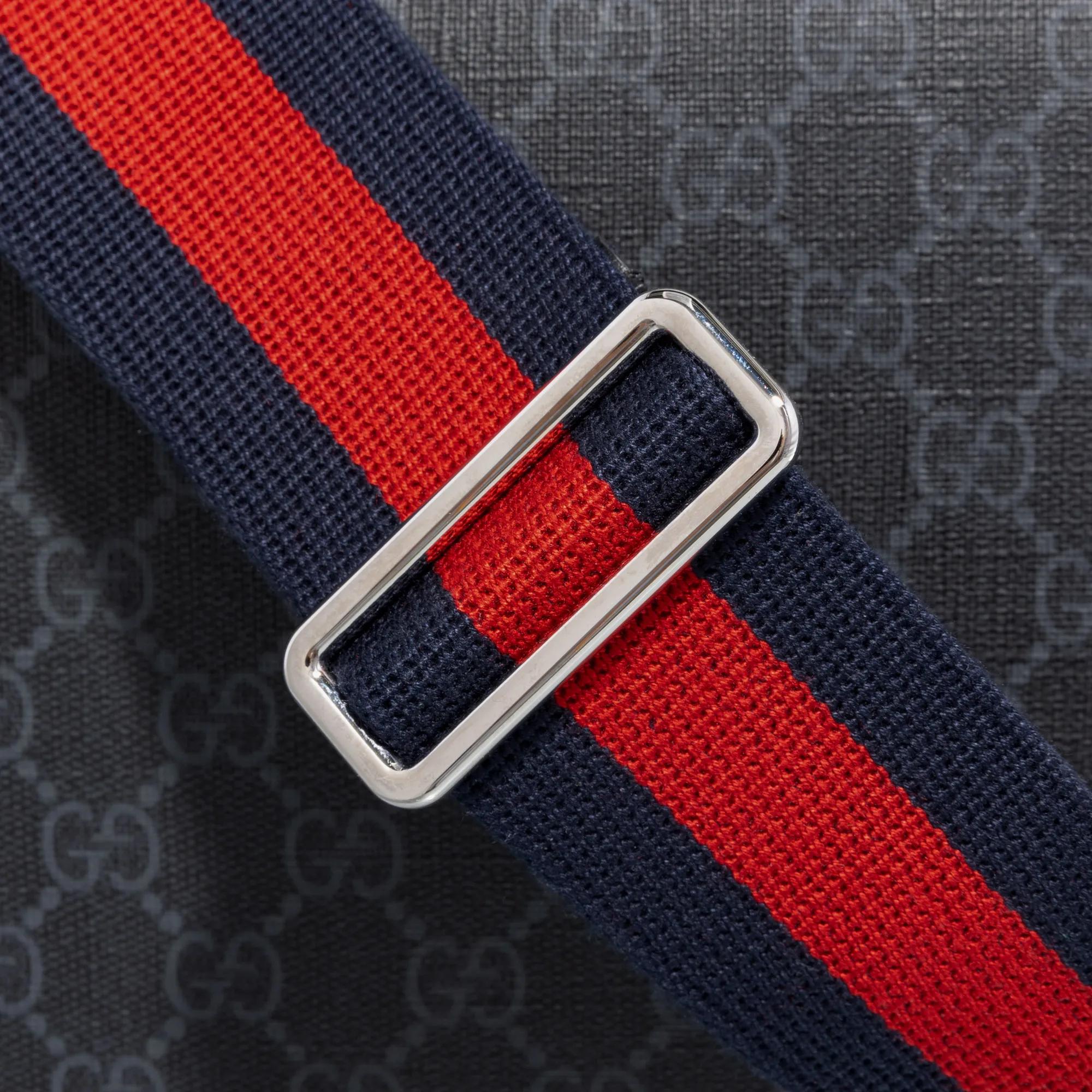 Gucci Crossbody bags Ophidia Bag in grijs