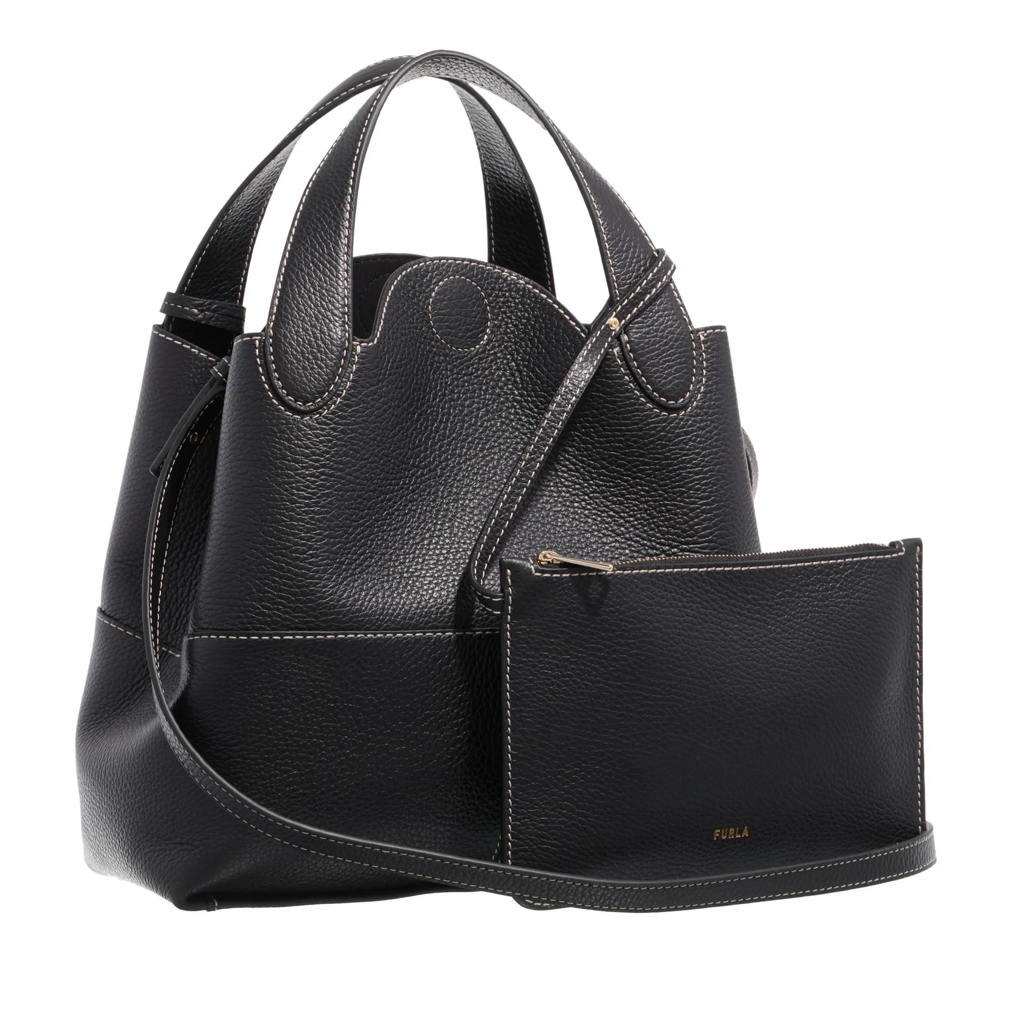 Furla Shoppers & Totes Primrose M Tote W Flap in zwart