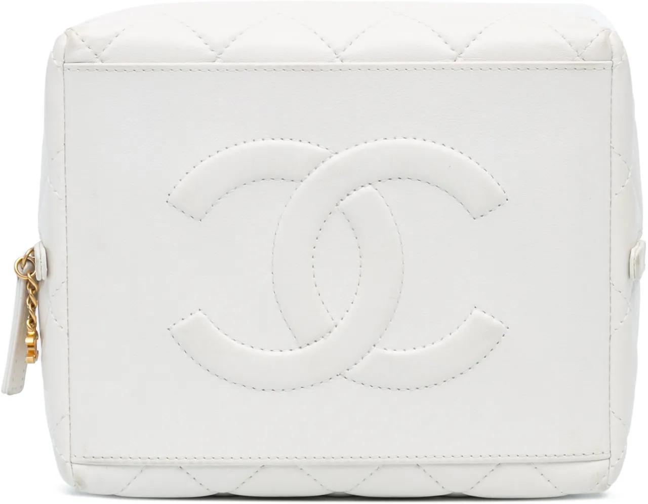 Thumbnail - Chanel Hobo Bags - 2022-2023 Metiers d'Art CC Quilted Lambskin Box wi - Gr. unisize - in Weiß - für Damen
