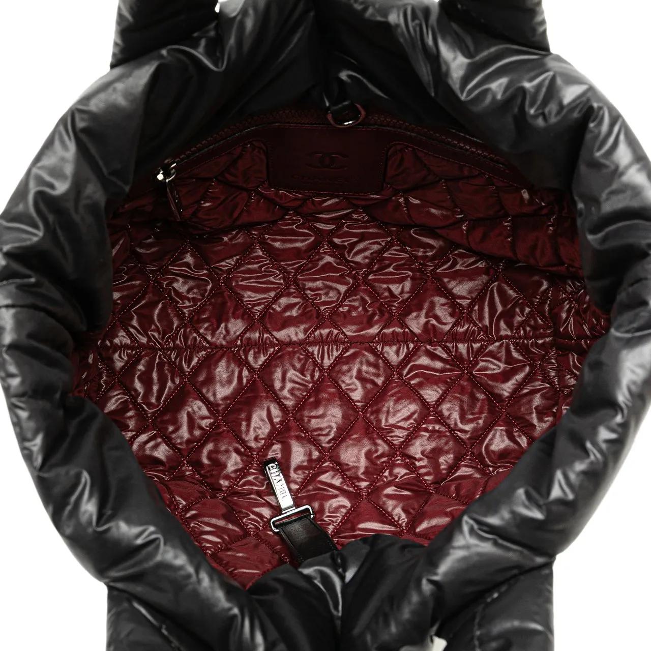 Thumbnail - Chanel Shopper - Small Quilted Nylon Coco Cocoon Tote - Gr. unisize - in Schwarz - für Damen
