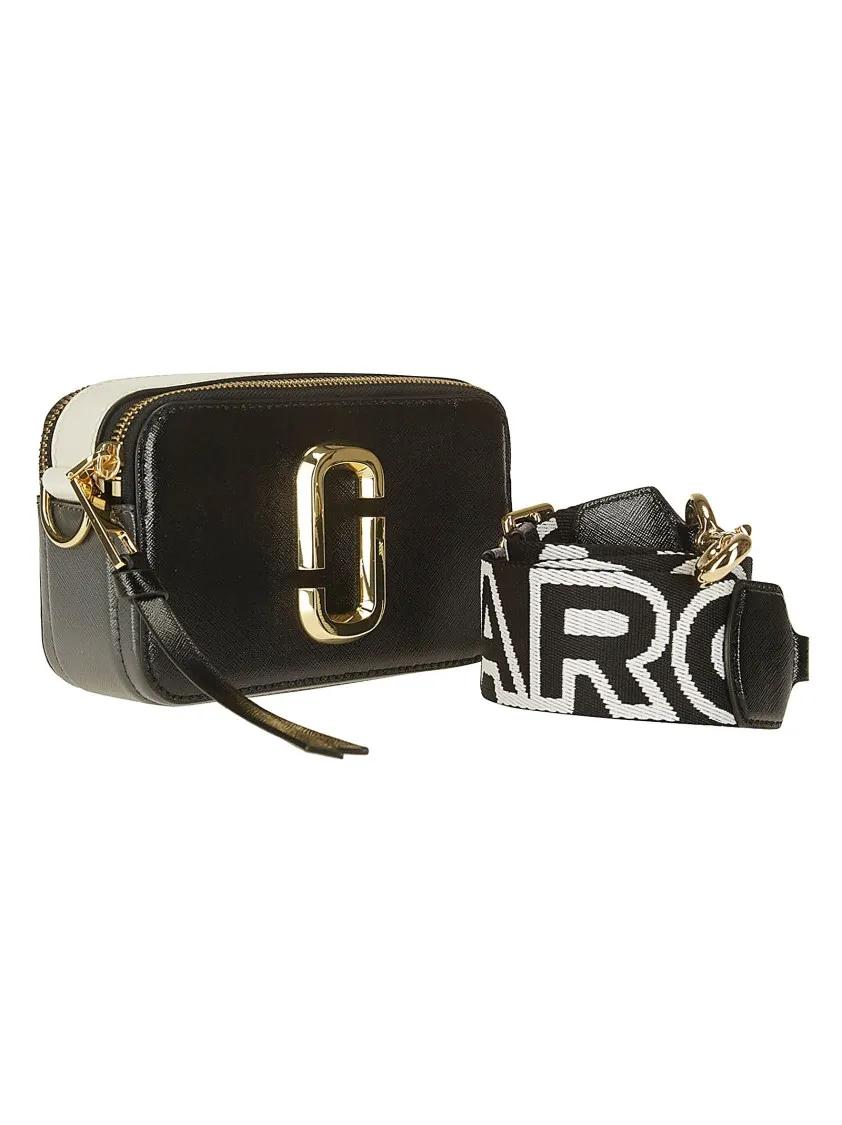 Marc Jacobs Hobo bags Leather Shoulder Bag With Gold-Colored Details in zwart
