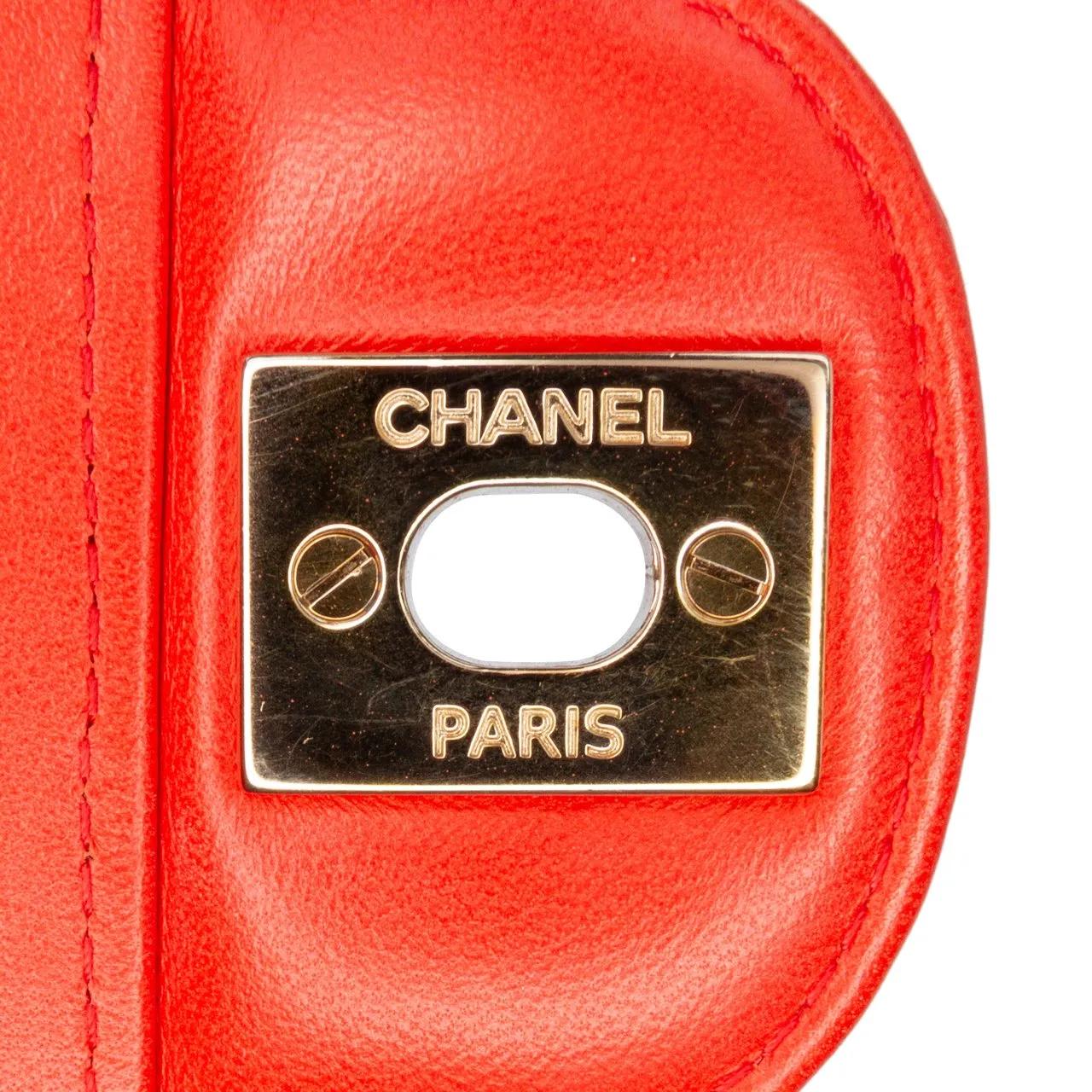 Thumbnail - Chanel Hobo Bags - Small Classic Chevron Lambskin Double Flap - Gr. unisize - in Orange - für Damen