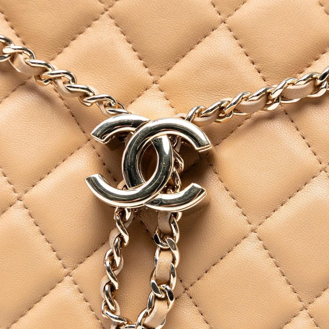 Thumbnail - Chanel Hobo Bags - Quilted Lambskin and Tweed Double Case with Chain - Gr. unisize - in Braun - für Damen