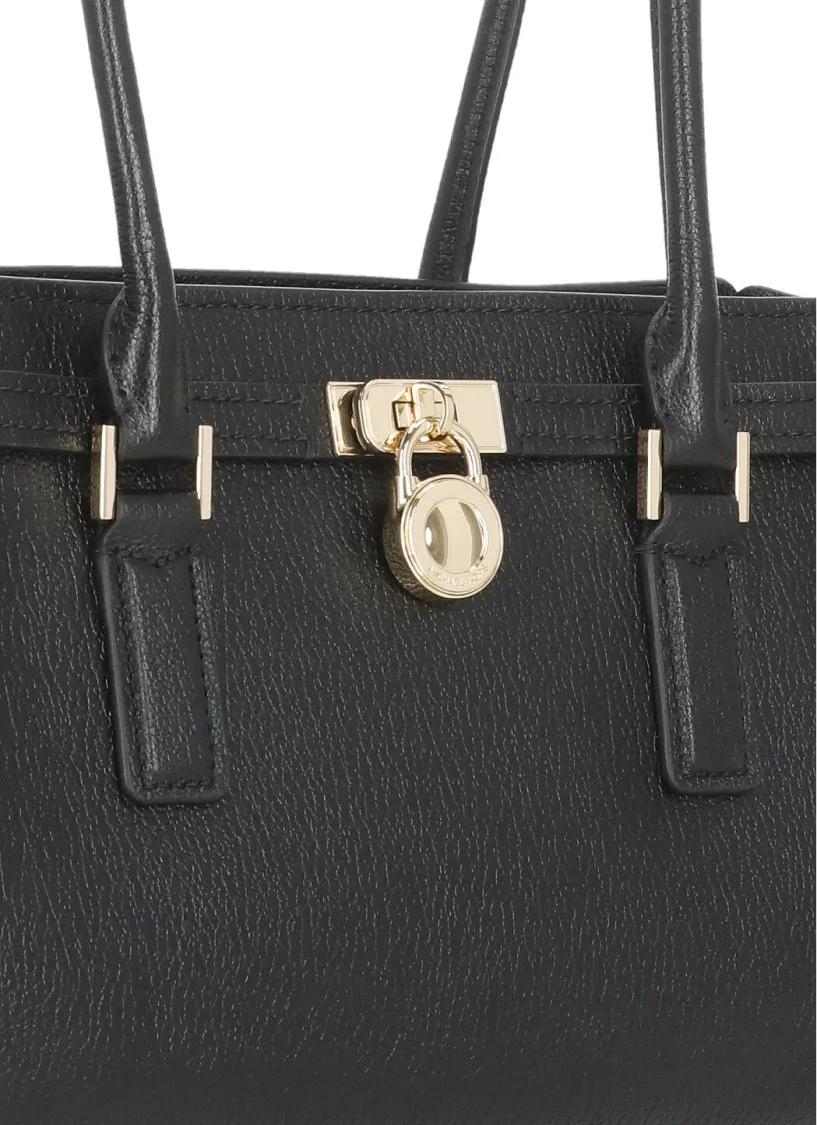 Thumbnail - Michael Kors Crossbody Bags - Sm Ew Shoulder Tote w Charm Black - Gr. unisize - in Schwarz - für Damen