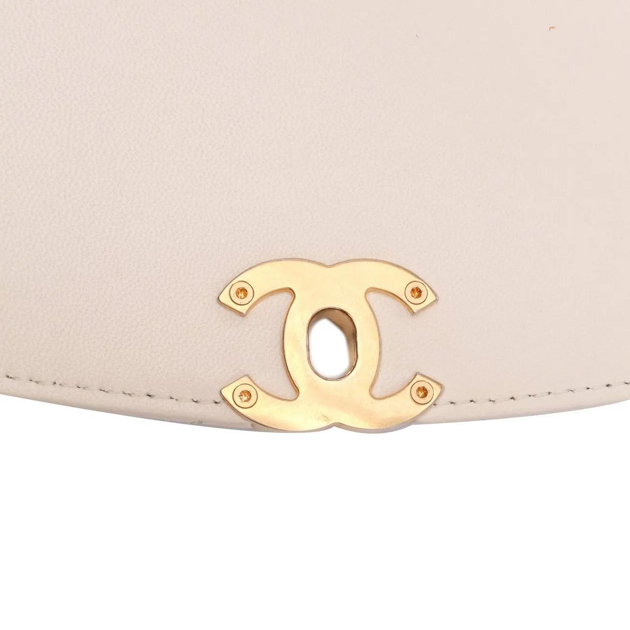 Thumbnail - Chanel Hobo Bags - Small Quilted Lambskin CC Coin Flap - Gr. unisize - in Braun - für Damen