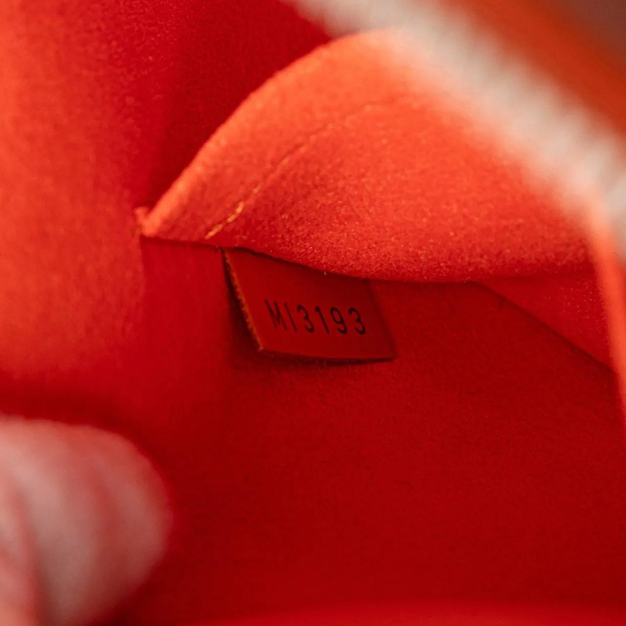 Thumbnail - Louis Vuitton Hobo Bags - Epi Alma BB - Gr. unisize - in Orange - für Damen