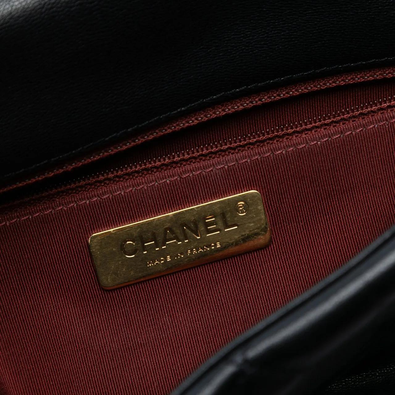 Thumbnail - Chanel Hobo Bags - Large Lambskin 19 Flap - Gr. unisize - in Schwarz - für Damen