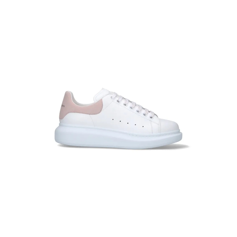 Alexander McQueen Lage-top sneaker "Oversize" Sneakers, In White Calfskin White