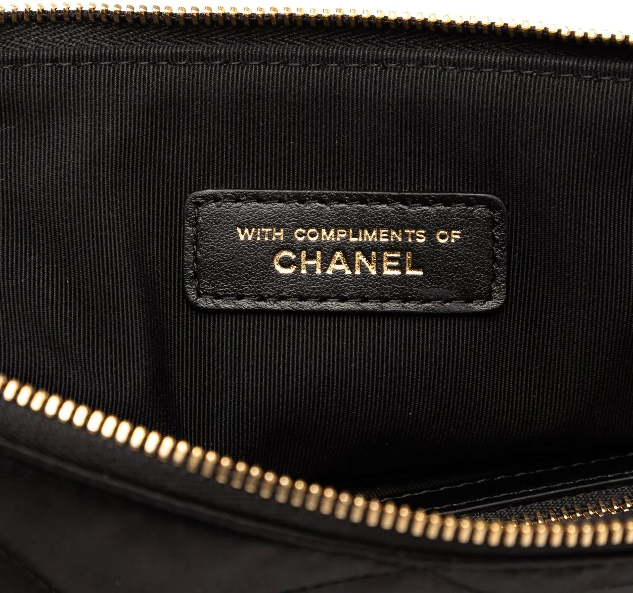 Thumbnail - Chanel Clutches - CC Quilted Satin Chain Around Clutch - Gr. unisize - in Schwarz - für Damen