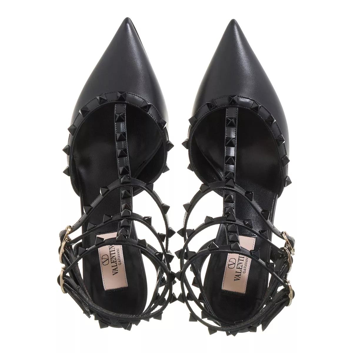 Valentino noir deals rockstud pumps