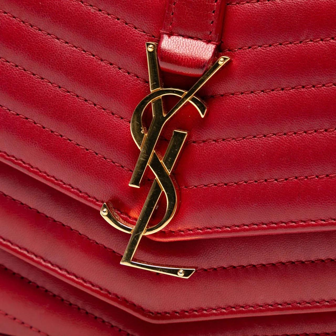 Thumbnail - Saint Laurent Hobo Bags - Small Chevron Lambskin Monogram Sulpice Bag - Gr. unisize - in Rot - für Damen