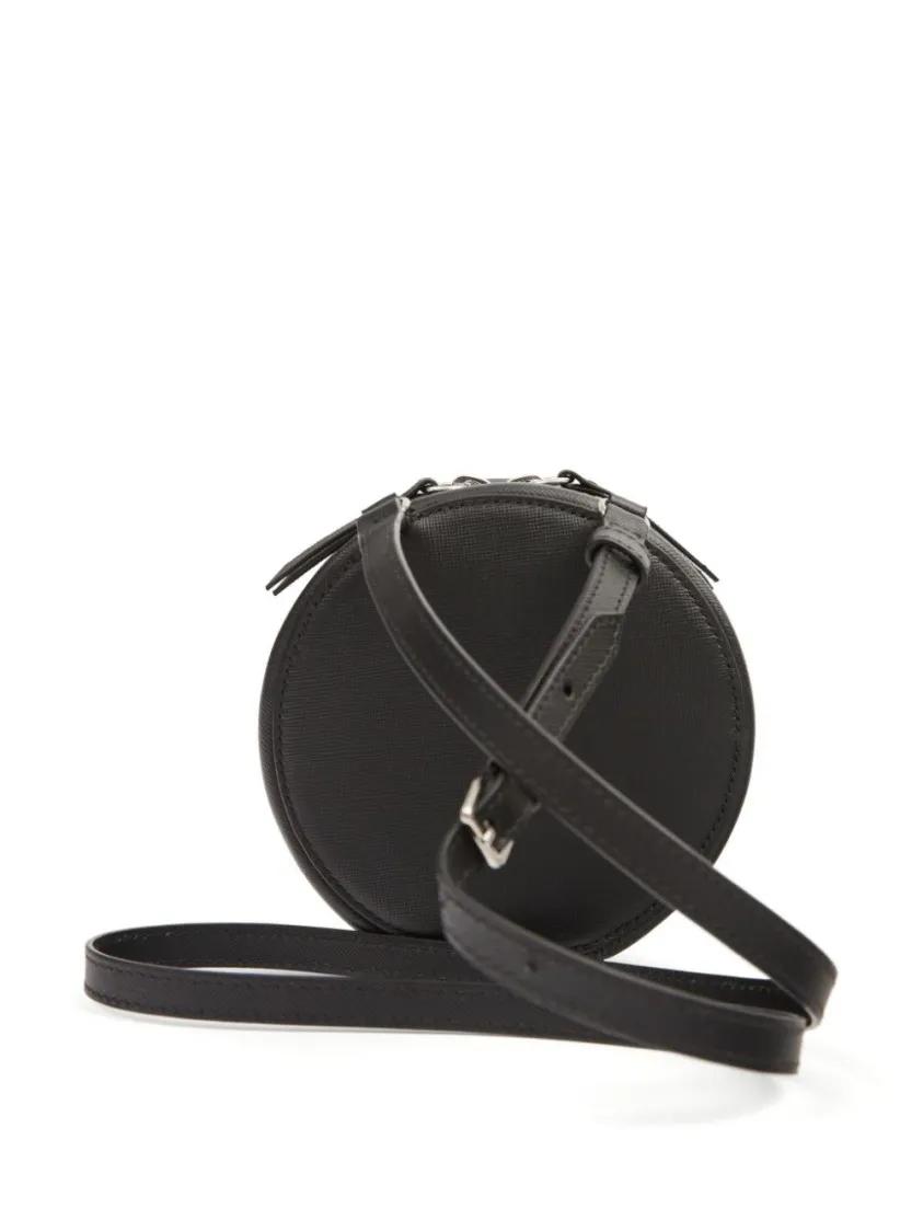 Thumbnail - Maison Margiela Hobo Bags - Textured Black Calf Leather Circular Bag - Gr. unisize - in Schwarz - für Damen