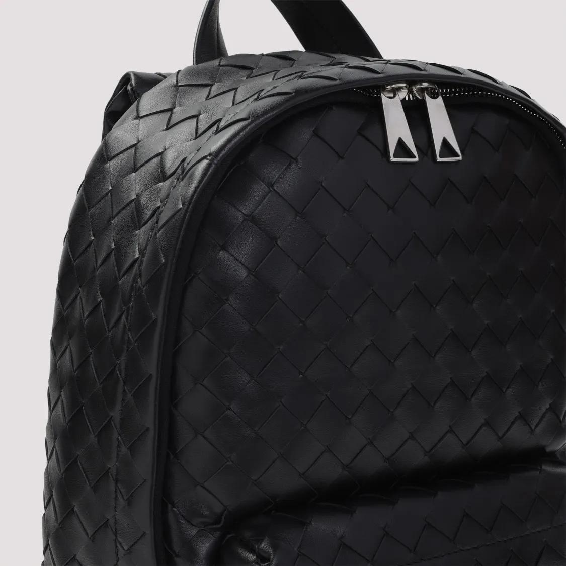 Thumbnail - Bottega Veneta Rucksäcke - Woven Leather Bucket Bag With Structured Silhouett - Gr. unisize - in Schwarz - für Damen