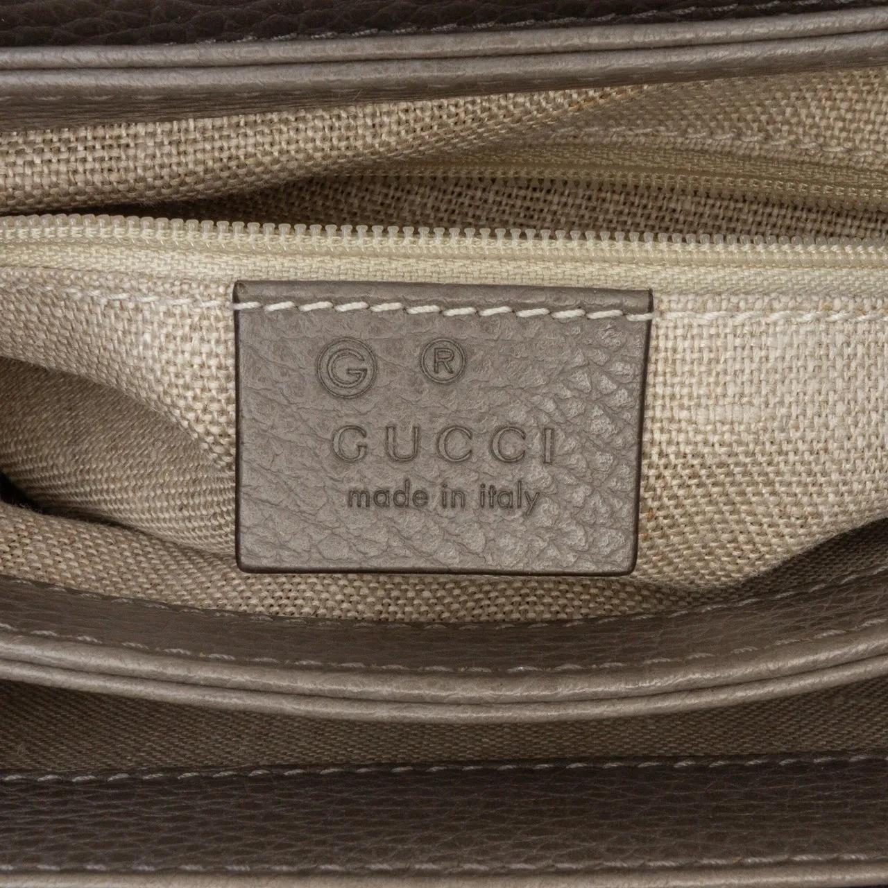 Thumbnail - Gucci Hobo Bags - Small Dollar Calf Interlocking G Satchel - Gr. unisize - in Grau - für Damen