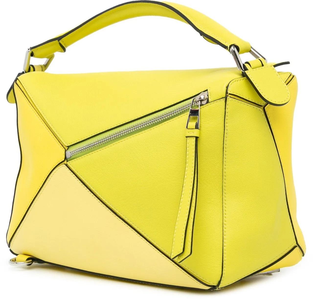 Loewe Shoppers Medium Puzzle Bag in geel
