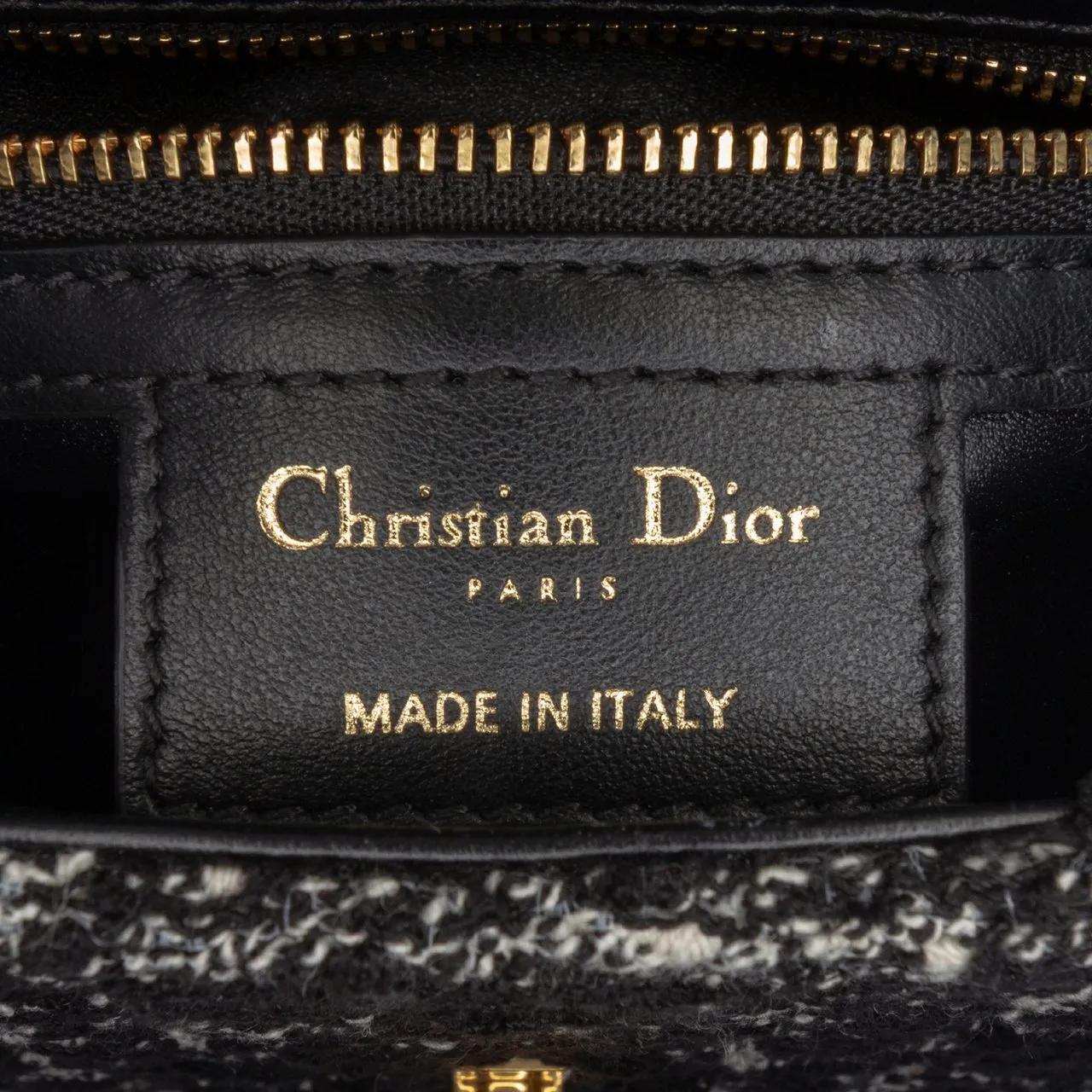 Thumbnail - Christian Dior Hobo Bags - Small Tweed Macrocannage Caro Bag - Gr. unisize - in Schwarz - für Damen