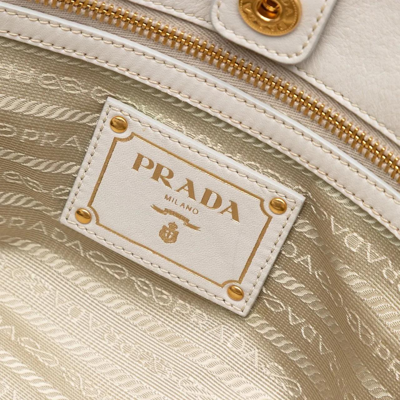 Thumbnail - Prada Hobo Bags - Soft Calf Satchel - Gr. unisize - in Weiß - für Damen