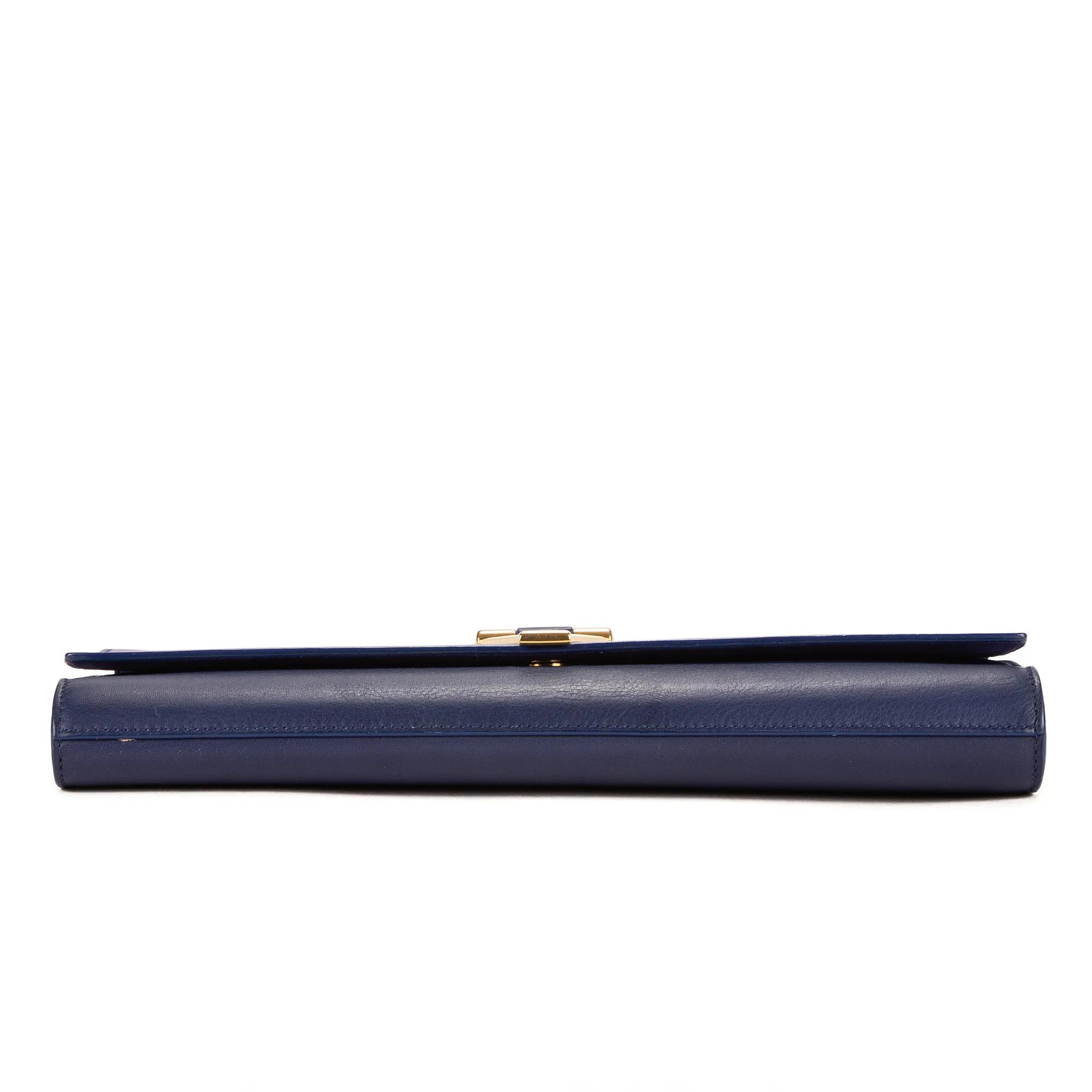 Thumbnail - Saint Laurent Crossbody Bags - Classic Y Line Clutch - Gr. unisize - in Blau - für Damen