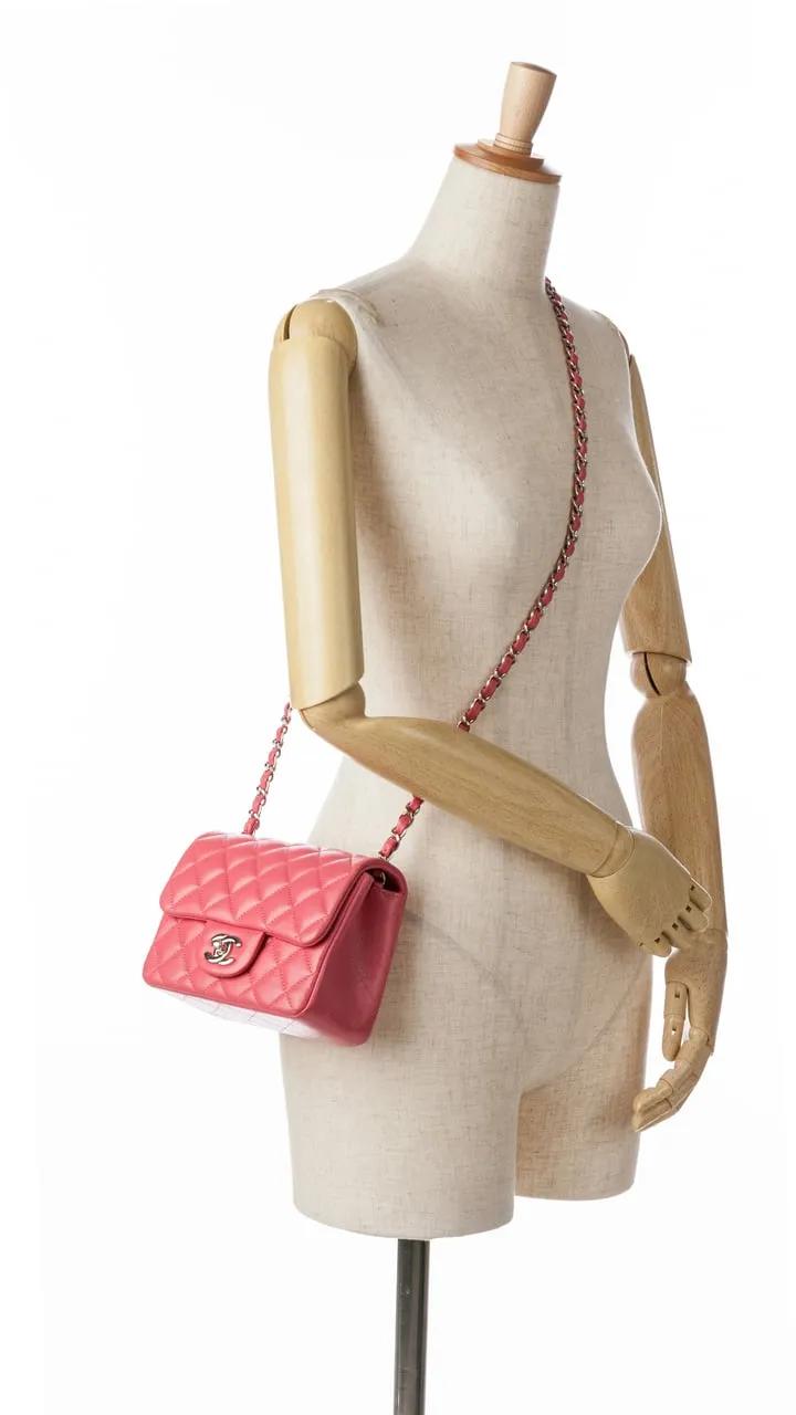 Chanel Hobo bags 2019 Mini Square Classic Lambskin Single Flap in poeder roze