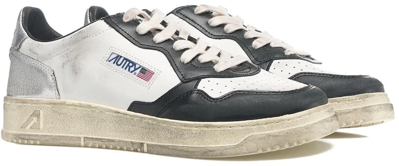 Thumbnail - Autry Low-Top Sneaker - Chunky White Sneakers With Textured Panels - Gr. 40 (EU) - in Weiß - für Damen