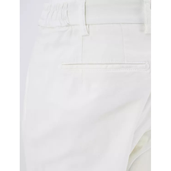 white stretch trousers