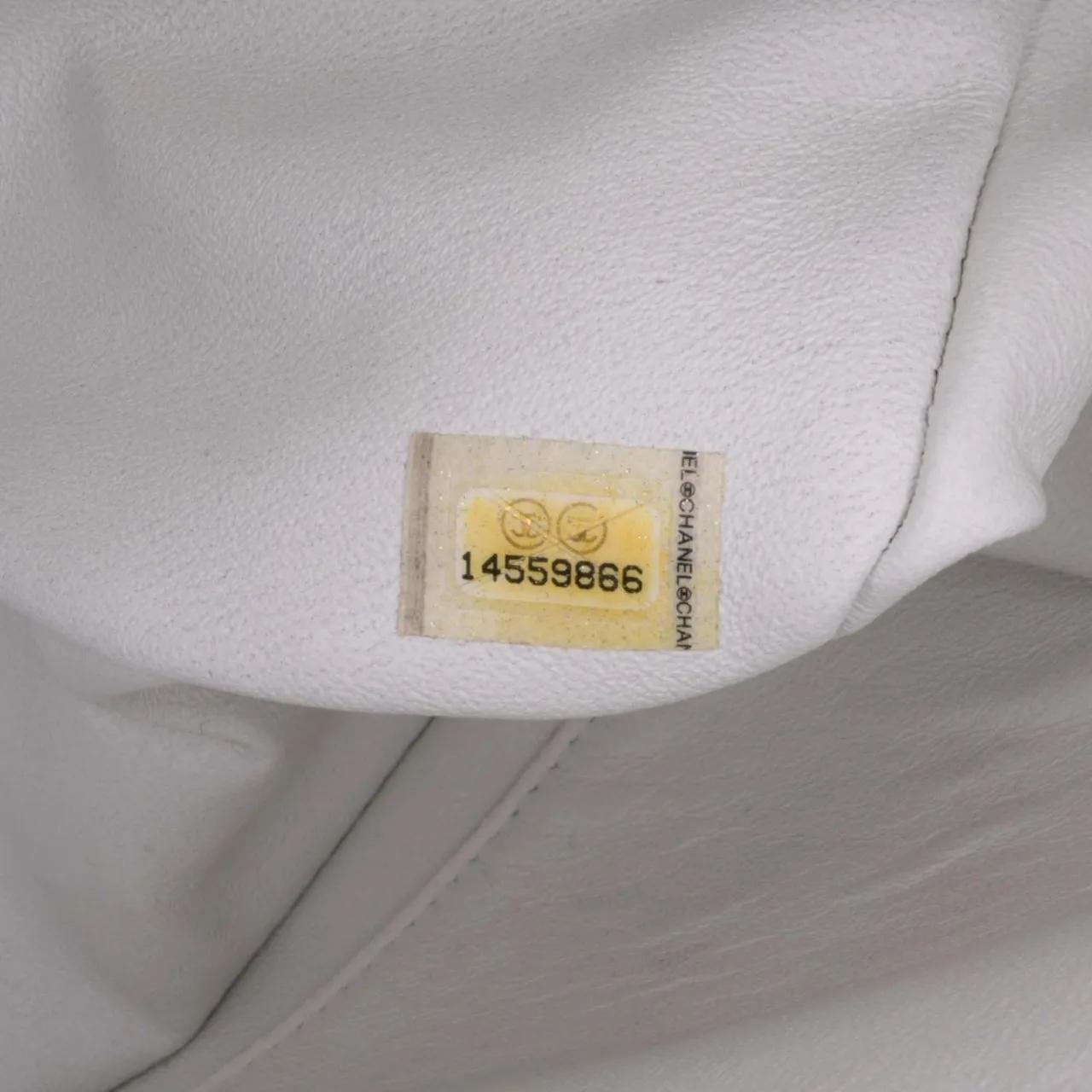 Thumbnail - Chanel Hobo Bags - Jumbo Classic Caviar Double Flap - Gr. unisize - in Weiß - für Damen