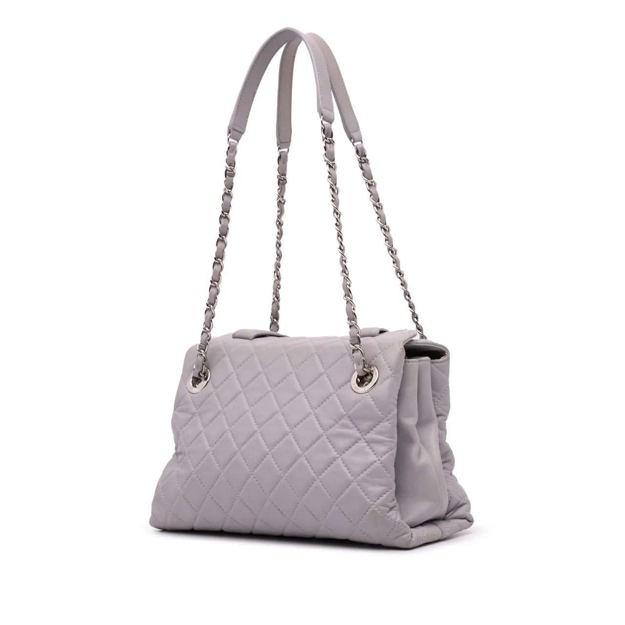 Thumbnail - Chanel Shopper - Quilted Lambskin x3 Accordion Tote - Gr. unisize - in Grau - für Damen