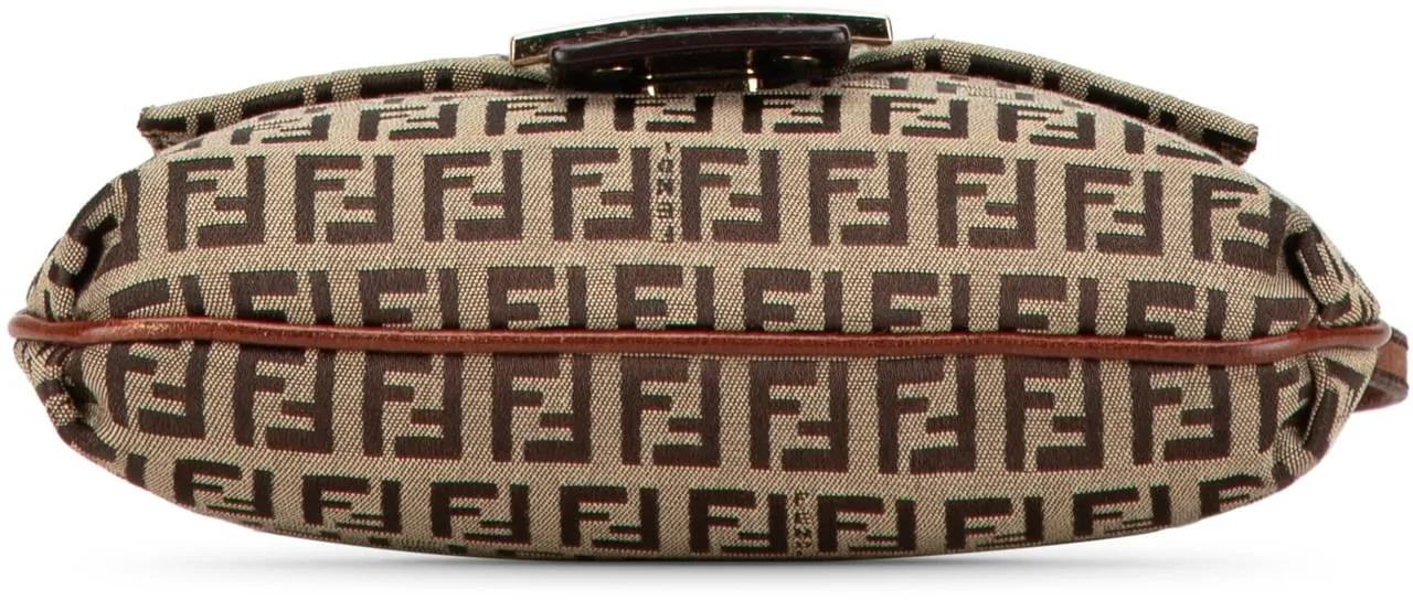 Fendi Shoppers Zucchino Canvas Crossbody in bruin