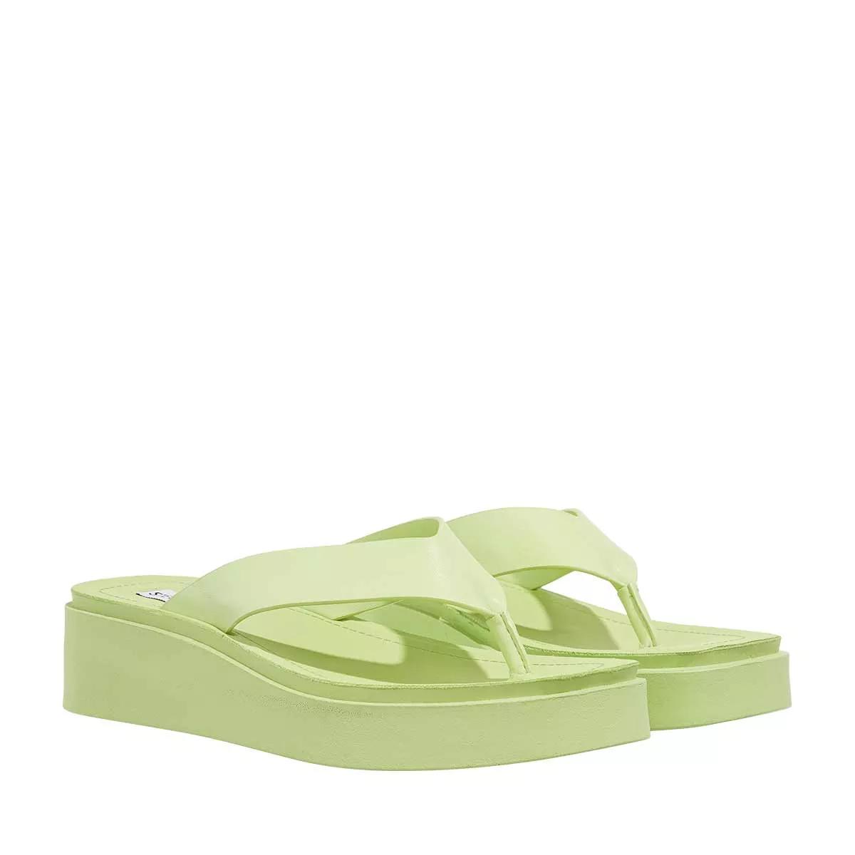 Infradito on sale steve madden