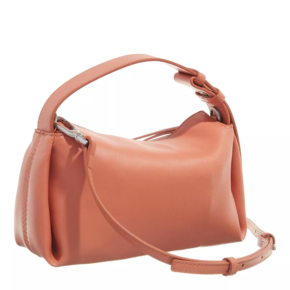 Calvin Klein Crossbody bags Elevated Soft Mini Bag in oranje