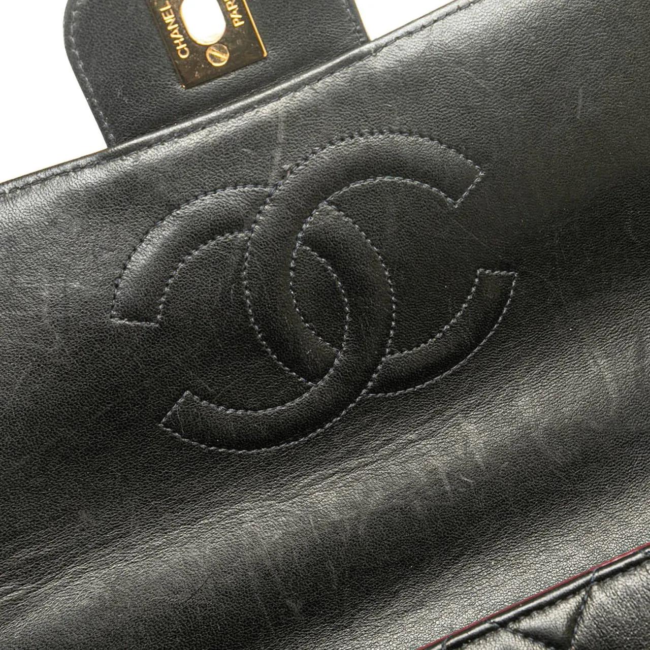 Chanel Crossbody bags 1996-1997 Medium Classic Lambskin Kelly Flap in zwart