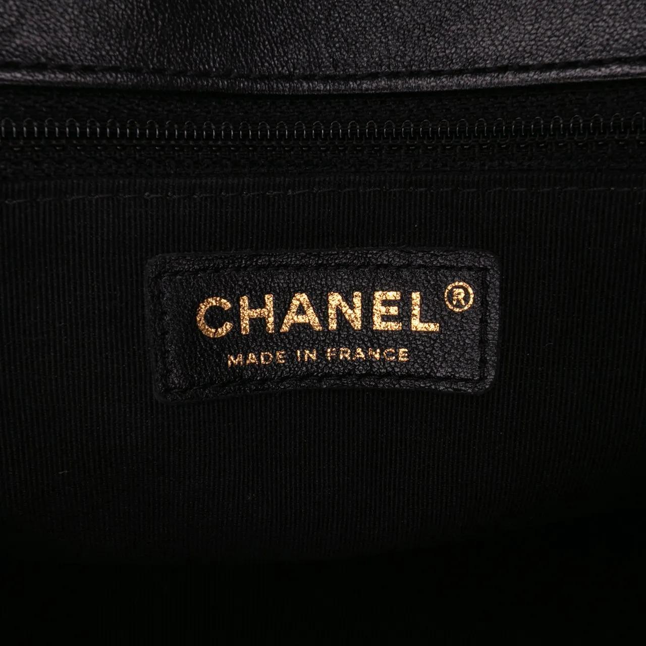 Thumbnail - Chanel Hobo Bags - Mini Square Quilted Lambskin Bijoux Logo Chain Fla - Gr. unisize - in Schwarz - für Damen