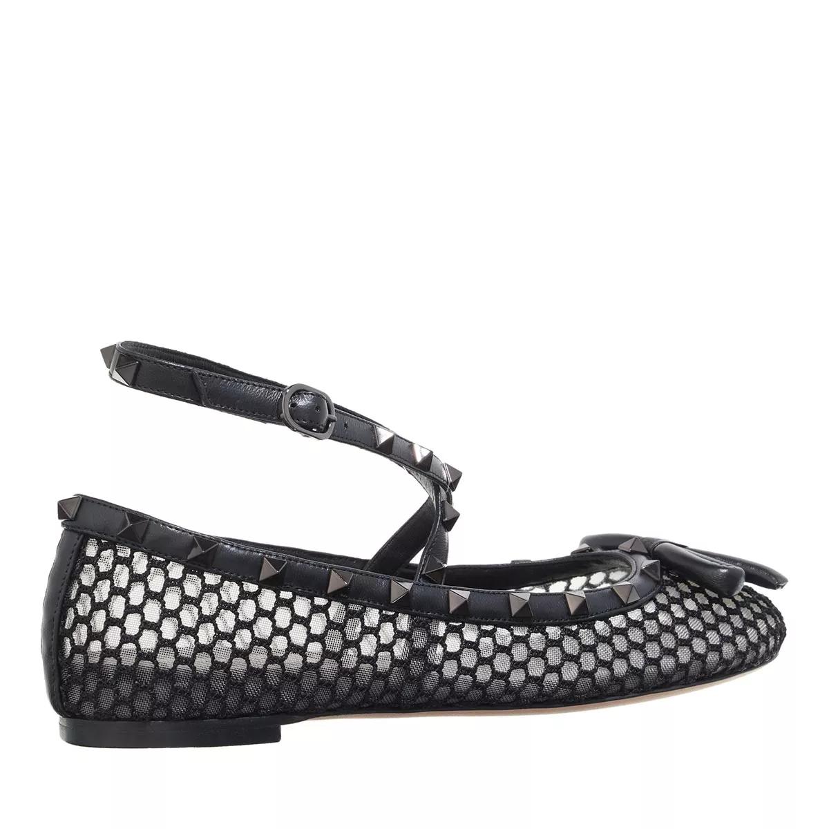 Valentino rockstud noir sales