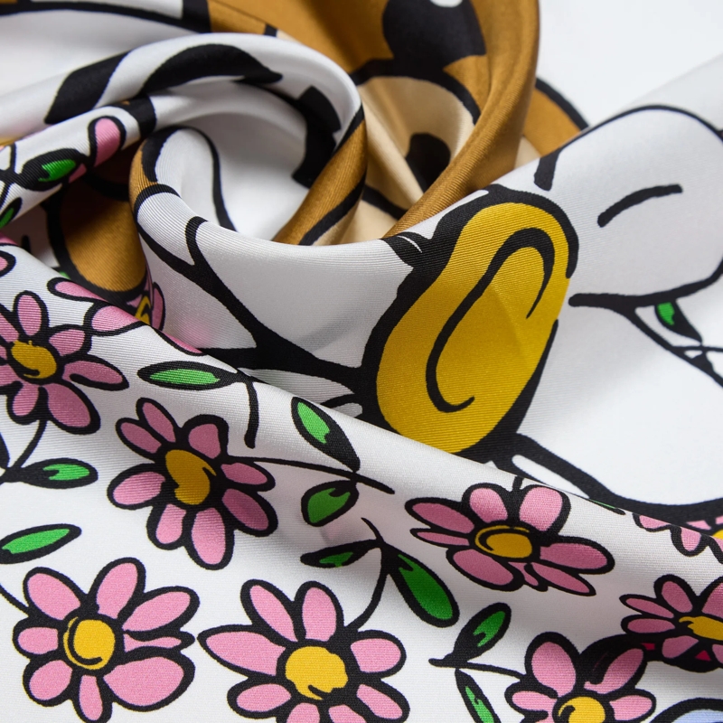 Moschino Leichter Schal 100% Silk Twill H. Prt. Square Moschino Multicolored(Image 3)