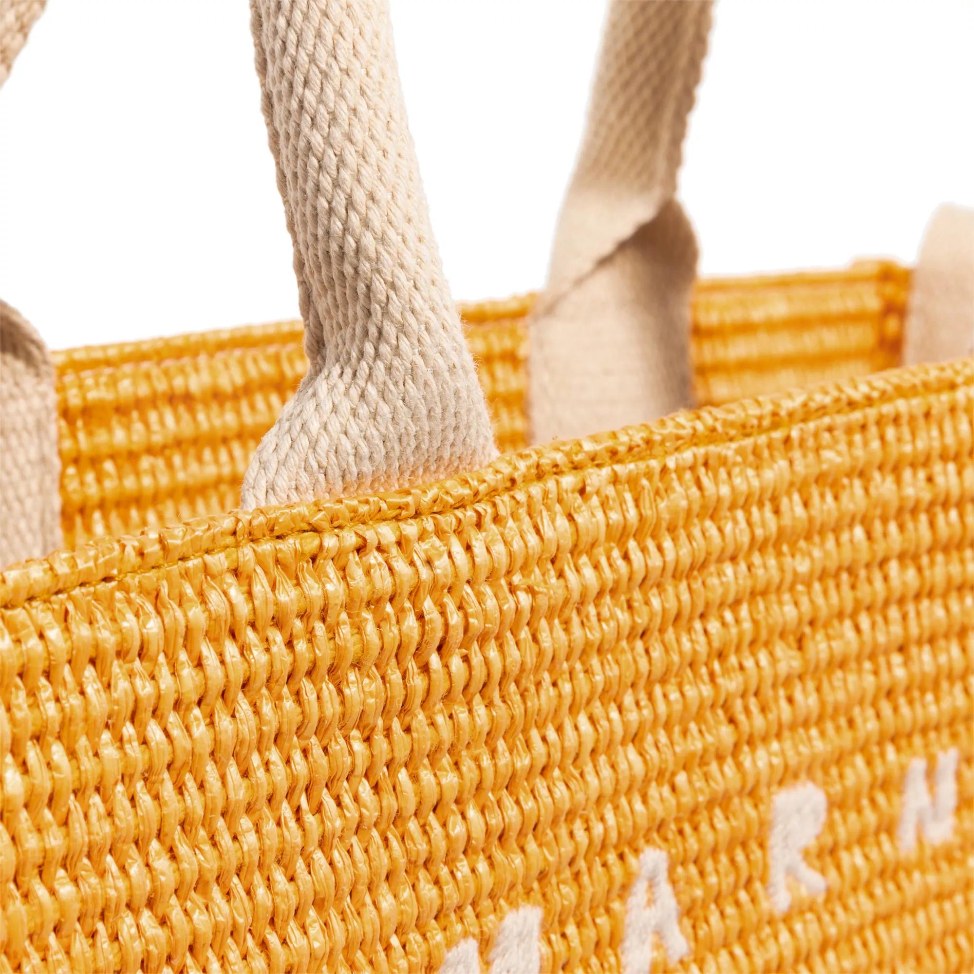 Marni Shoppers & Totes Small Basket in oranje