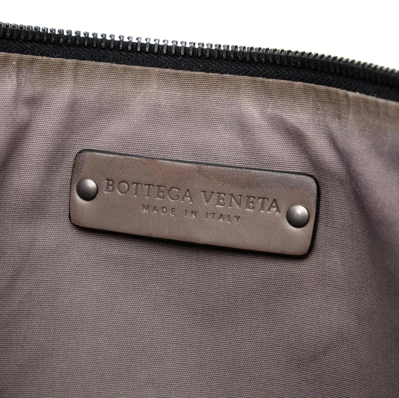 Thumbnail - Bottega Veneta Clutches - Bicolor Nappa Intrecciato Clutch - Gr. unisize - in Blau - für Damen