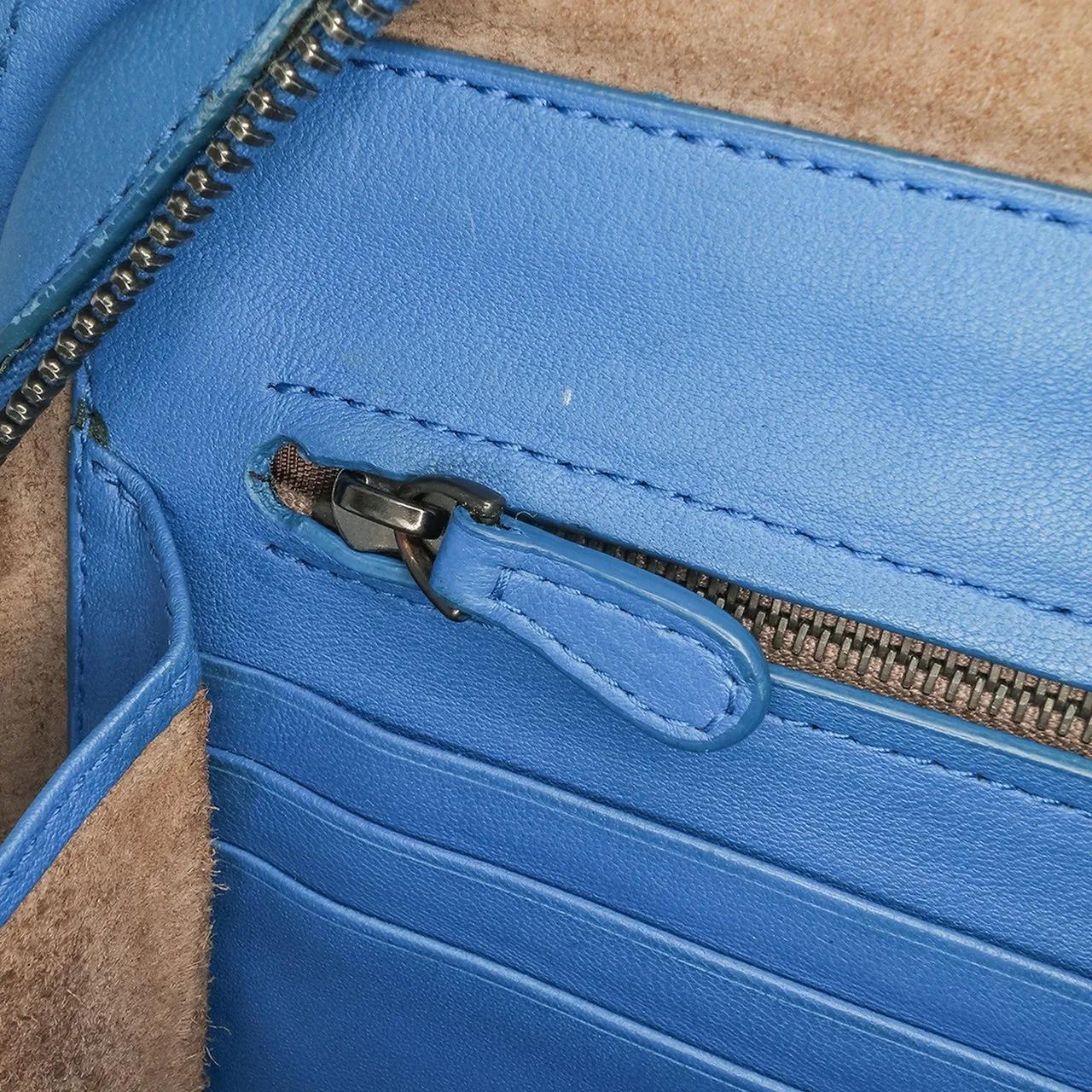 Thumbnail - Bottega Veneta Hobo Bags - 2012-2024 Nappa Intrecciato Zip Around Wallet On C - Gr. unisize - in Blau - für Damen