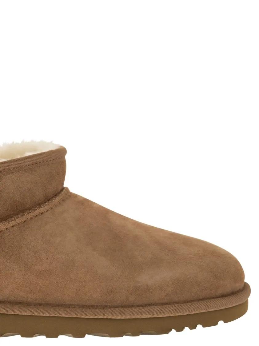 Thumbnail - UGG Stiefel - Classic Ultra Mini - Sheepskin Boot - Gr. 9 - in Braun - für Damen