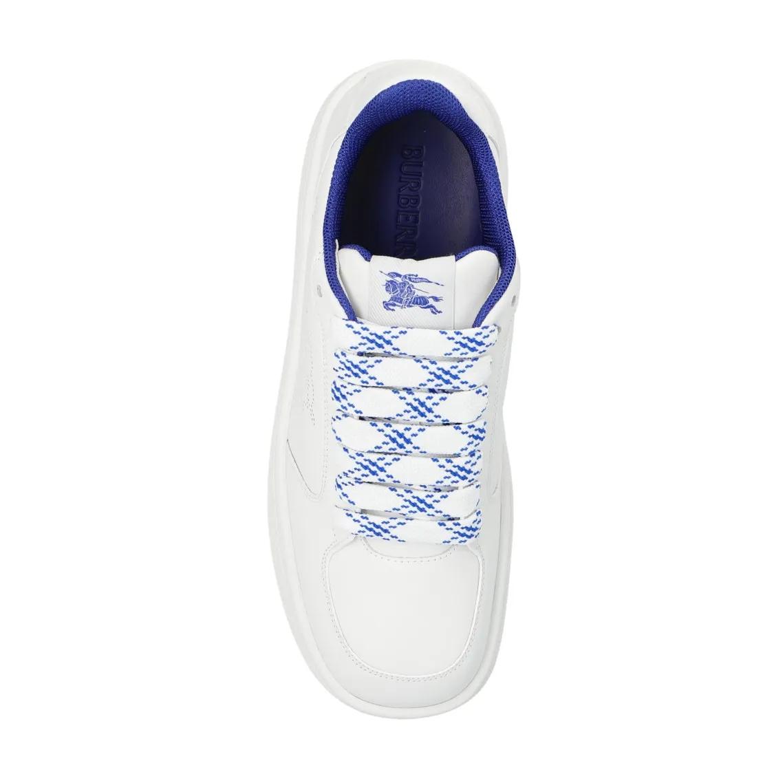 Burberry Low-Top Sneakers White Calf Leather Sneakers With Textured Tpu Sole in wit