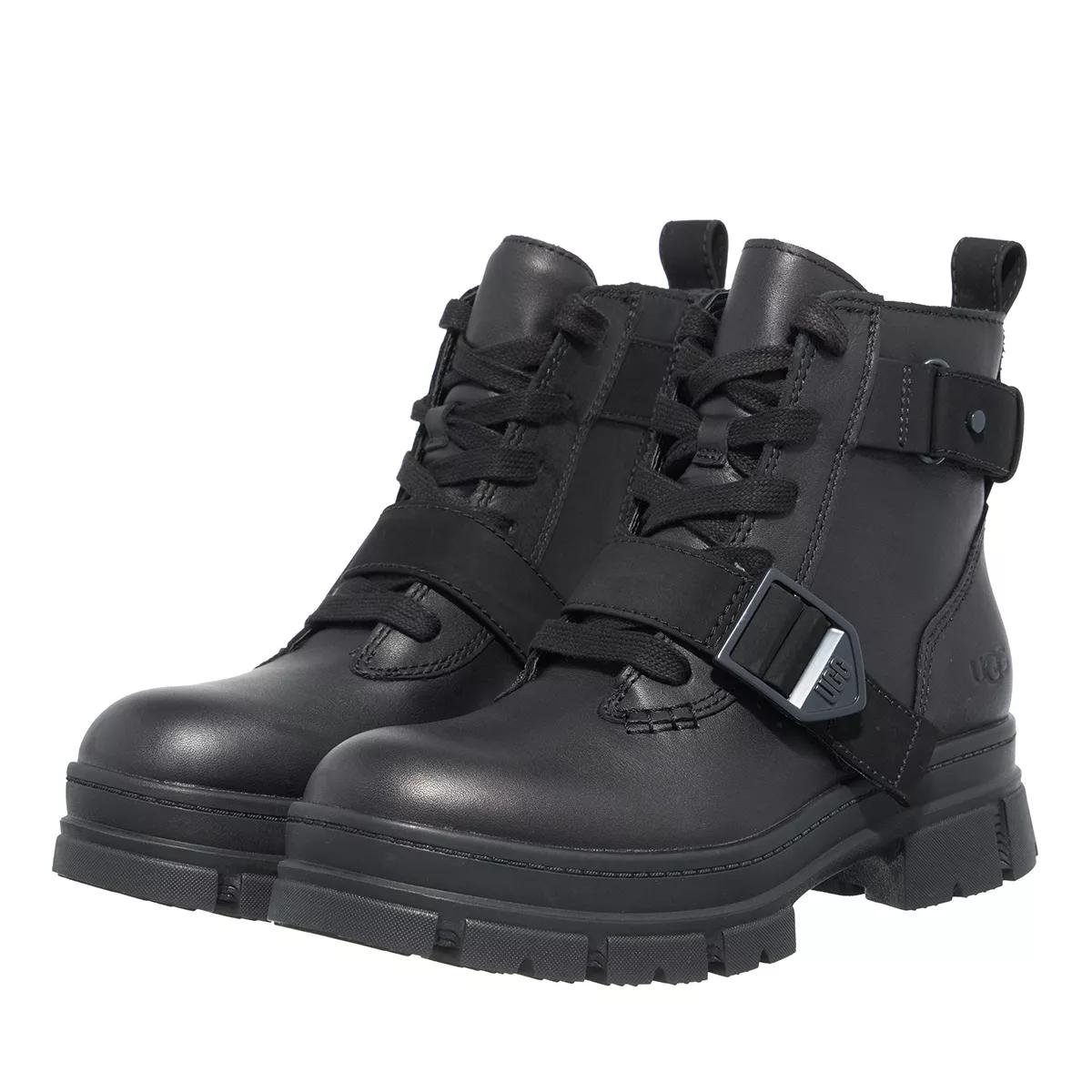 UGG W Ashton Lace Up Black Ankle Boot