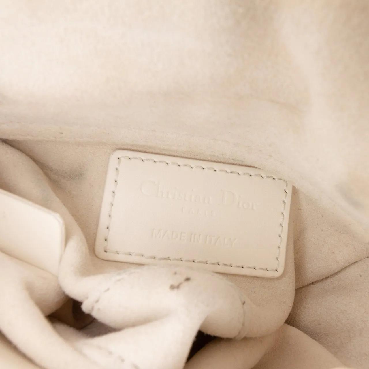 Thumbnail - Christian Dior Hobo Bags - Micro Ultra Matte Calfskin Cannage Diamond Motif L - Gr. unisize - in Weiß - für Damen