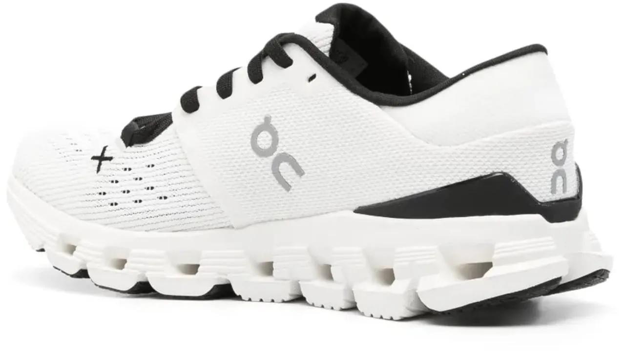 Thumbnail - ON Low-Top Sneaker - 'Cloud X 4' Sneakers - Gr. US_6_5 - in Weiß - für Damen