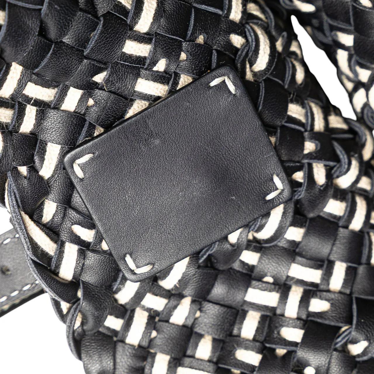 Thumbnail - Bottega Veneta Shopper - Large Leather Intrecciato Lido Tote - Gr. unisize - in Schwarz - für Damen