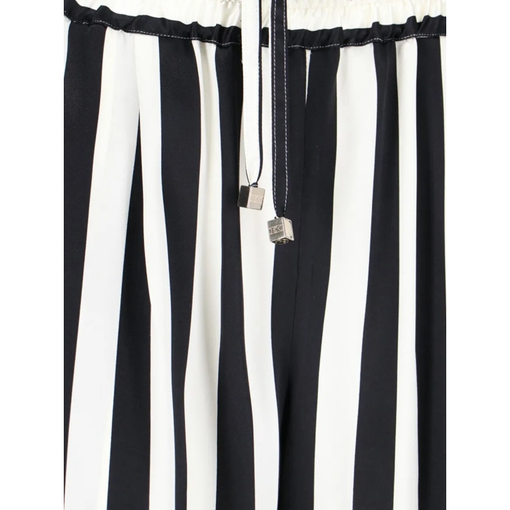ショートパンツ Kiton Silk Shorts Black And White Striped Pattern Kiton Silk Shorts Black And White Striped Pattern | THE LIST
